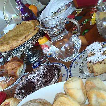 Pieve Degli Artisti Bed & Breakfast 3*